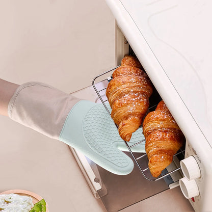 Silicone Oven Mitts Set – Heat-Resistant, Non-Slip Microwave Gloves with Pan Mats for Baking, Cooking & BBQ